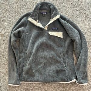 Patagonia women’s pullover size medium